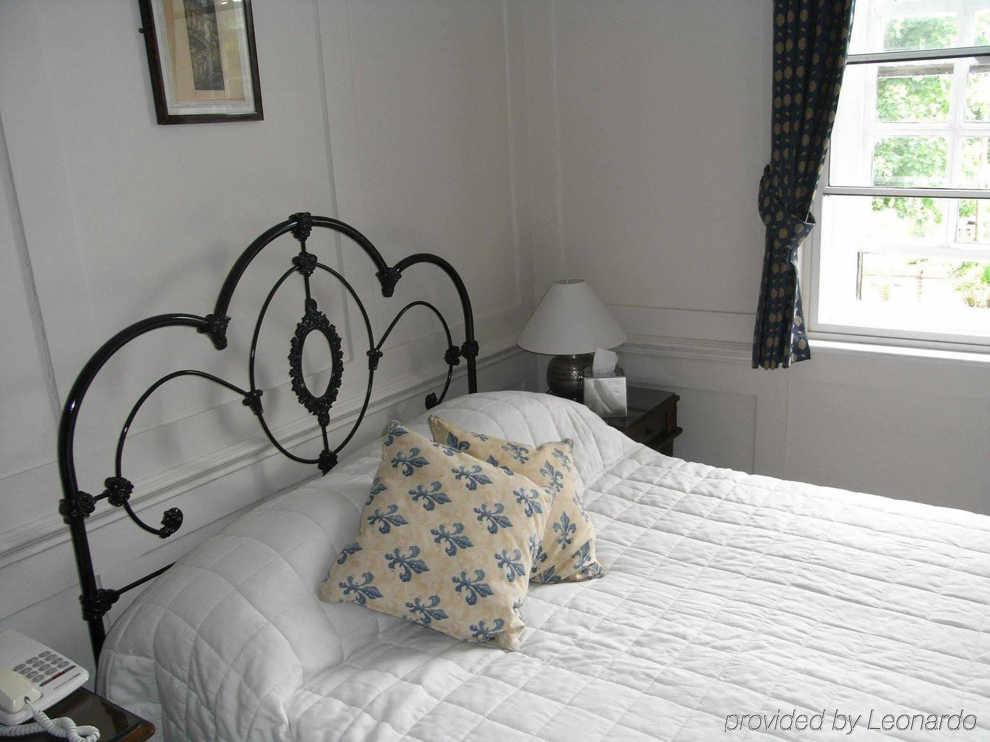 The Running Horses Hotel Mickleham Cameră foto